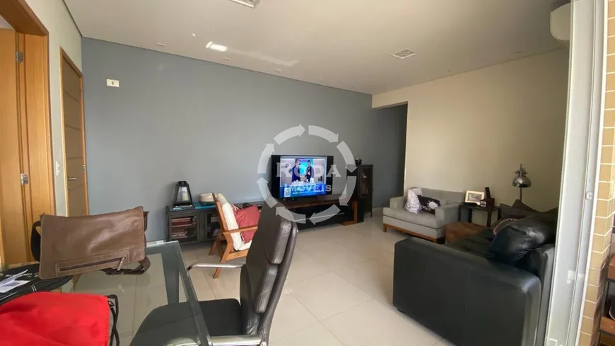 Foto 1 de Apartamento com 2 Quartos para alugar, 91m² em Pompeia, Santos