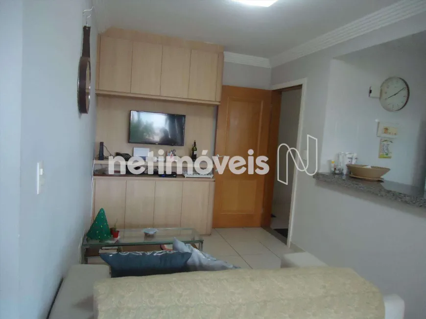 Foto 1 de Apartamento com 3 Quartos à venda, 82m² em Heliópolis, Belo Horizonte