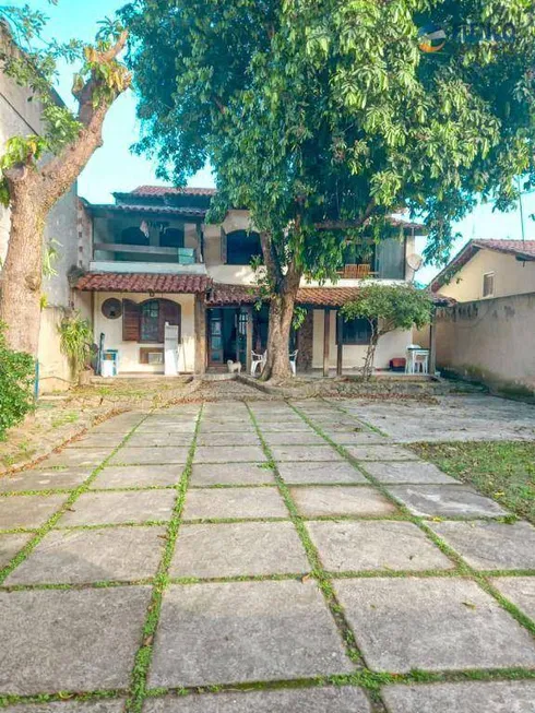 Foto 1 de Casa com 4 Quartos à venda, 264m² em Piratininga, Niterói