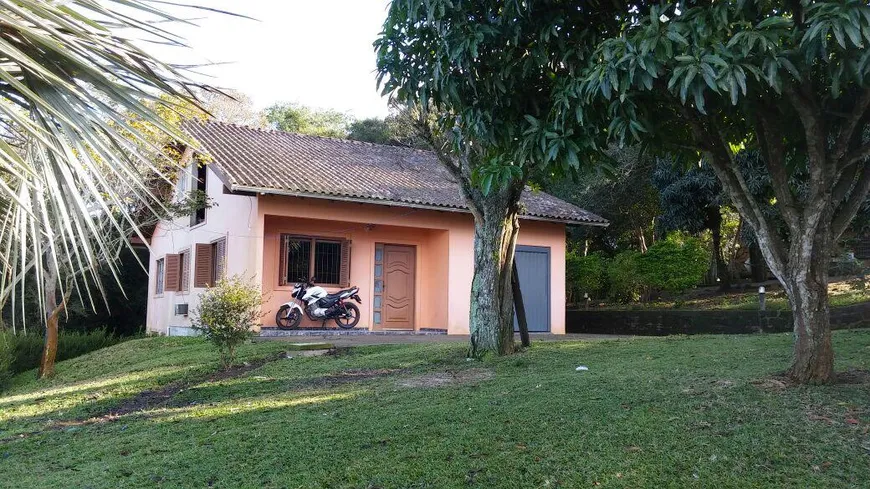 Foto 1 de Casa com 3 Quartos à venda, 230m² em Branquinha, Viamão