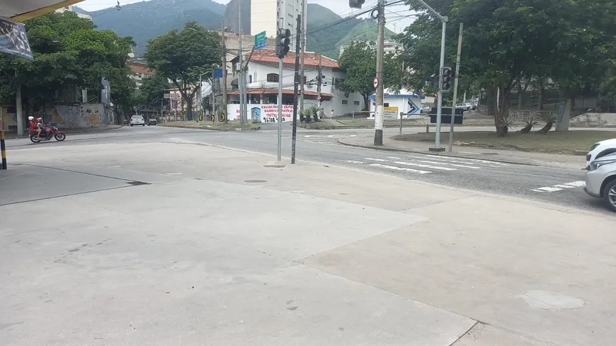 Foto 1 de Lote/Terreno com 1 Quarto para venda ou aluguel, 1157m² em Grajaú, Rio de Janeiro
