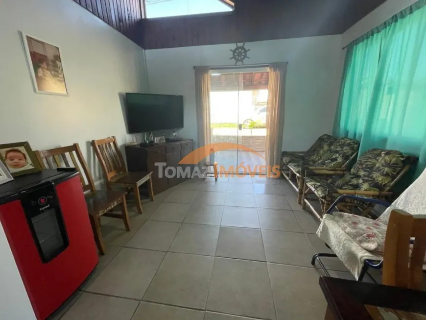 Foto 1 de Casa com 3 Quartos à venda, 137m² em Ribanceira, Imbituba