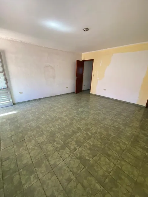 Foto 1 de Casa com 2 Quartos à venda, 77m² em Jardim Lucio de Castro, São Paulo