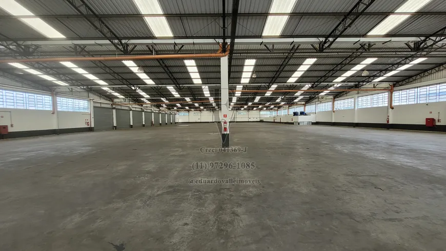 Foto 1 de Galpão/Depósito/Armazém para venda ou aluguel, 5500m² em Cumbica, Guarulhos