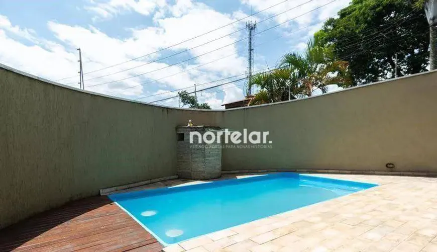 Foto 1 de Sobrado com 3 Quartos à venda, 250m² em Chácara Inglesa, São Paulo