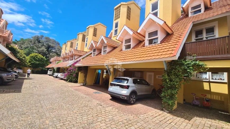 Foto 1 de Casa de Condomínio com 3 Quartos à venda, 257m² em Tristeza, Porto Alegre