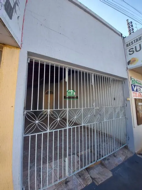 Foto 1 de Imóvel Comercial com 3 Quartos para alugar, 500m² em Setor Central, Anápolis