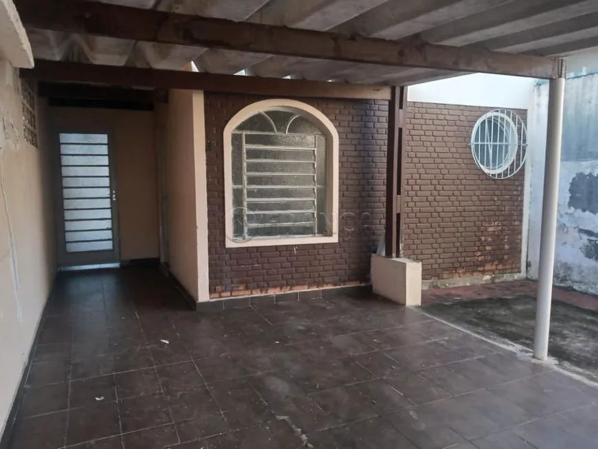 Foto 1 de Casa com 2 Quartos à venda, 80m² em Jardim Flórida, Jacareí