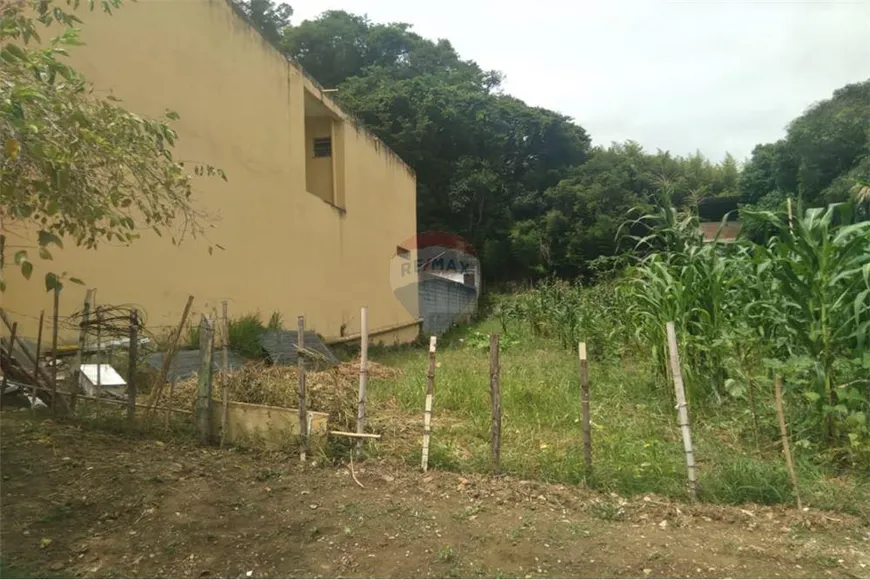 Foto 1 de Lote/Terreno à venda, 392m² em Cachoeira, Conselheiro Lafaiete