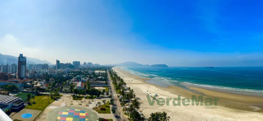 Foto 1 de Cobertura com 3 Quartos à venda, 212m² em Enseada, Guarujá