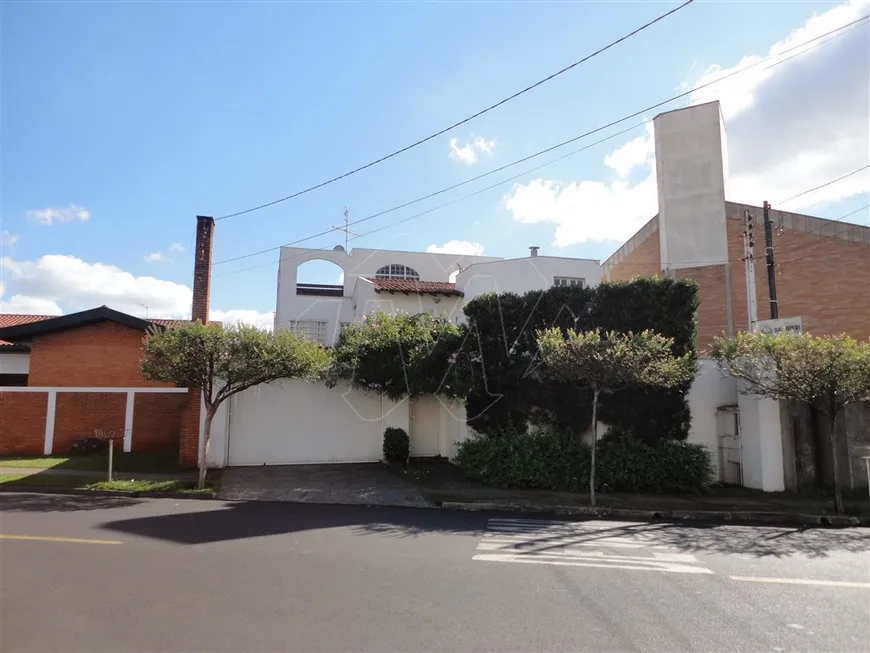 Foto 1 de Casa com 3 Quartos à venda, 353m² em Vila Harmonia, Araraquara