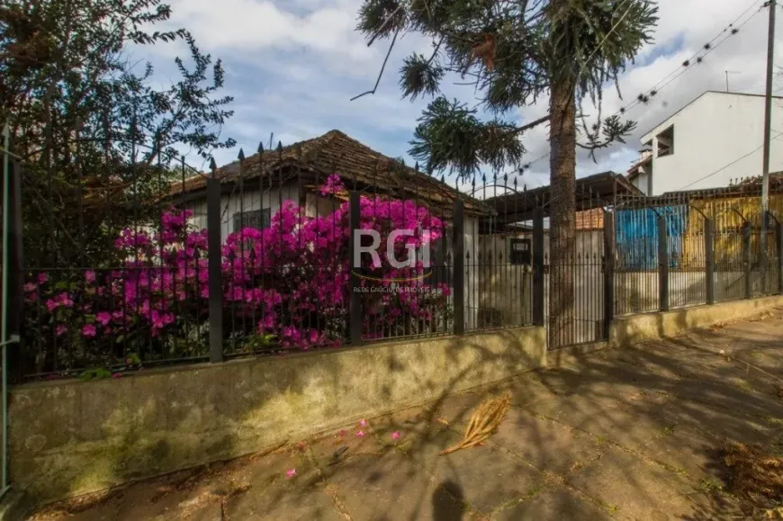 Foto 1 de Lote/Terreno à venda, 1m² em Chácara das Pedras, Porto Alegre