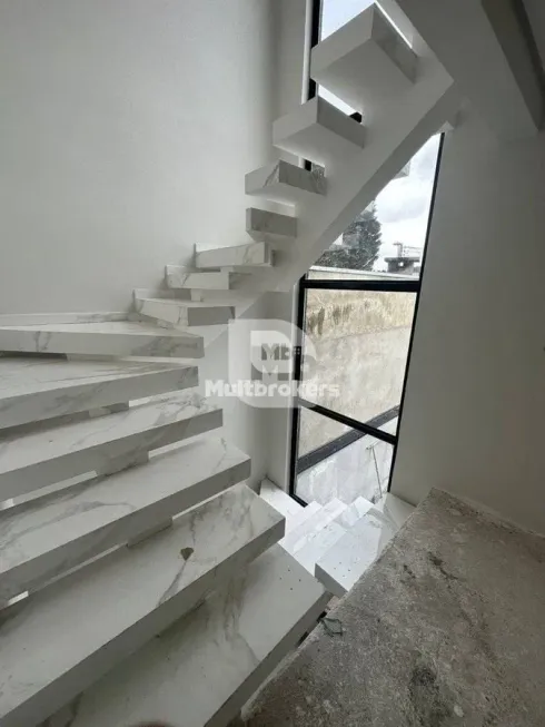 Foto 1 de Sobrado com 3 Quartos à venda, 133m² em Costeira, Araucária