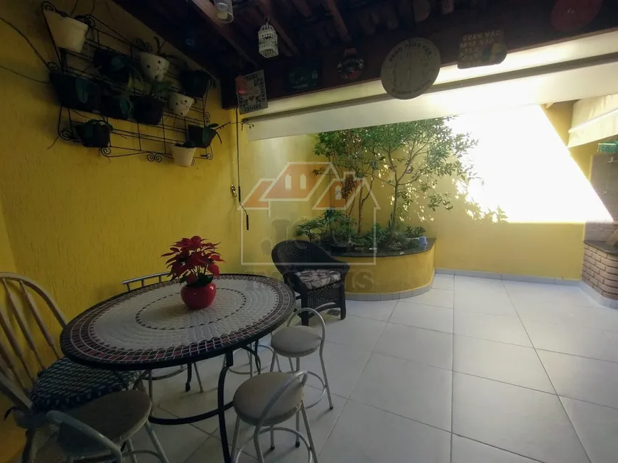 Foto 1 de Casa de Condomínio com 3 Quartos à venda, 160m² em Jardim São Caetano, São Caetano do Sul