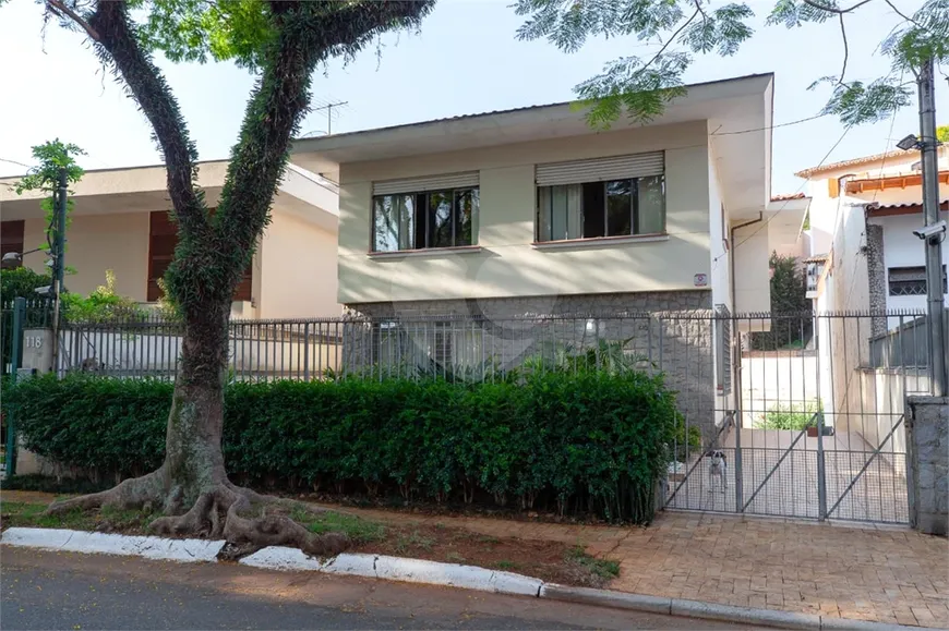 Foto 1 de Casa com 4 Quartos à venda, 280m² em Pacaembu, São Paulo