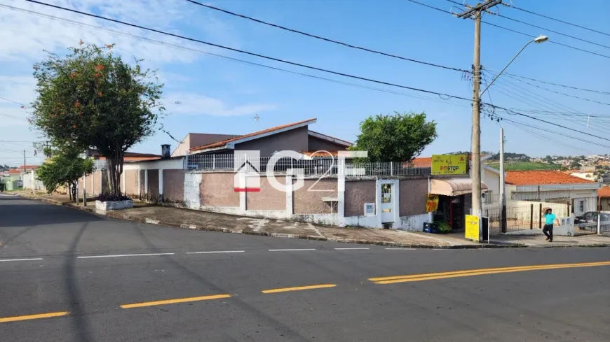 Foto 1 de Casa com 2 Quartos à venda, 126m² em Vila Lemos, Campinas