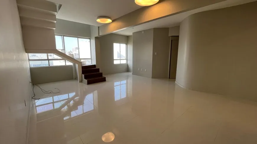 Foto 1 de Apartamento com 2 Quartos à venda, 153m² em Pituba, Salvador