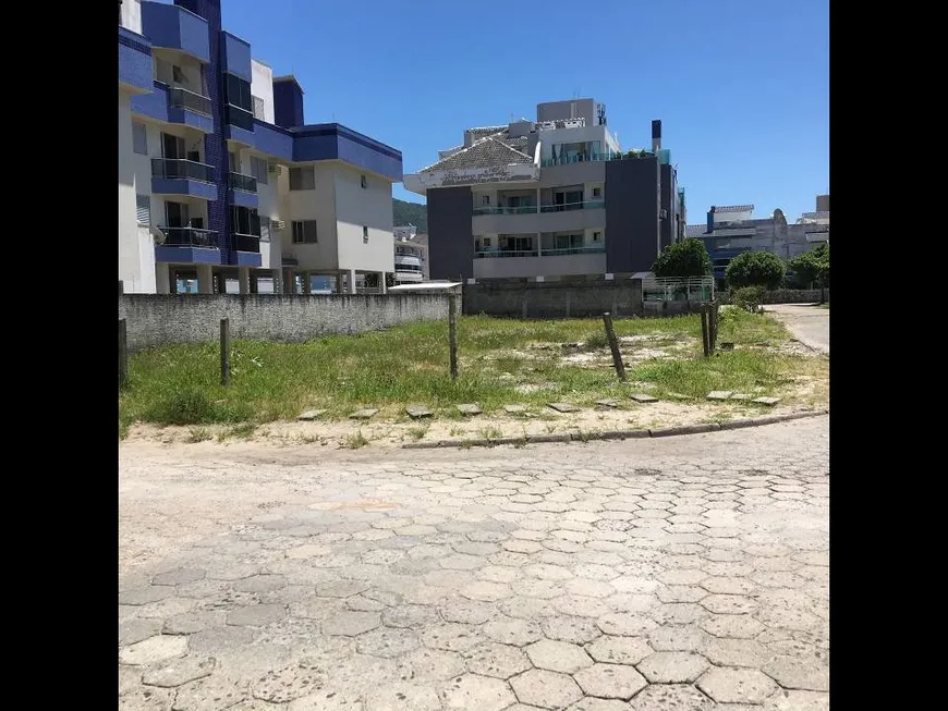 Foto 1 de Lote/Terreno à venda, 638m² em Ingleses Norte, Florianópolis