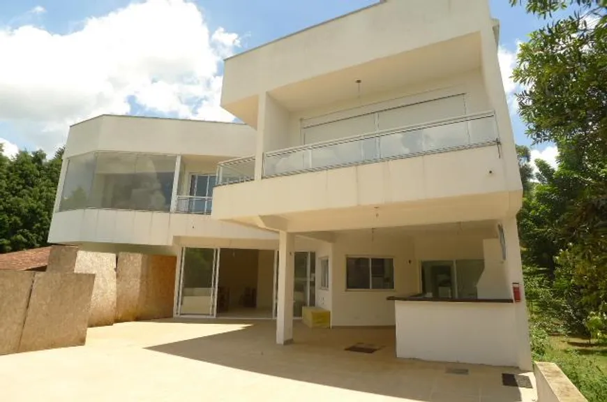Foto 1 de Casa de Condomínio com 3 Quartos à venda, 450m² em Bairro do Carmo, São Roque