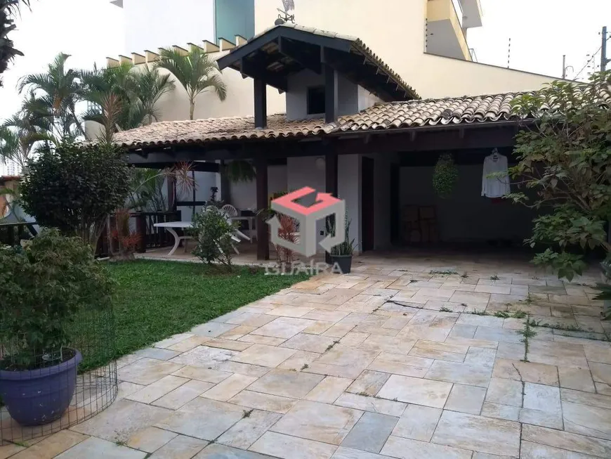 Foto 1 de Sobrado com 3 Quartos para alugar, 400m² em Jardim das Américas, São Bernardo do Campo