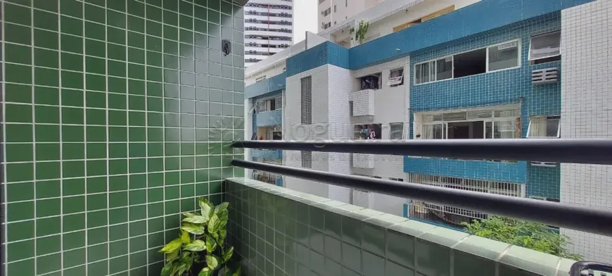 Foto 1 de Apartamento com 3 Quartos à venda, 71m² em Madalena, Recife