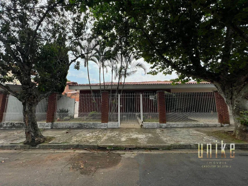 Foto 1 de Casa com 3 Quartos à venda, 200m² em Bosque dos Eucaliptos, São José dos Campos