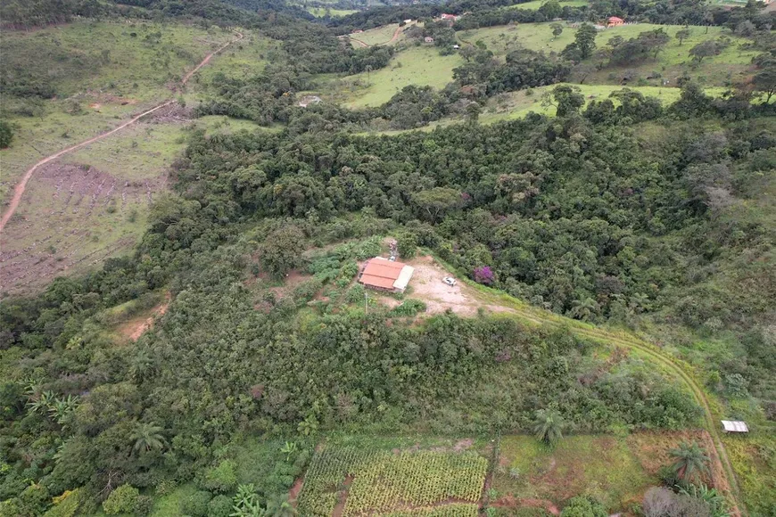 Foto 1 de Lote/Terreno à venda, 30000m² em , Itatiaiuçu