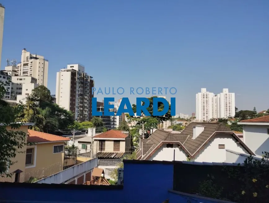Foto 1 de Casa com 3 Quartos à venda, 250m² em Sumaré, São Paulo
