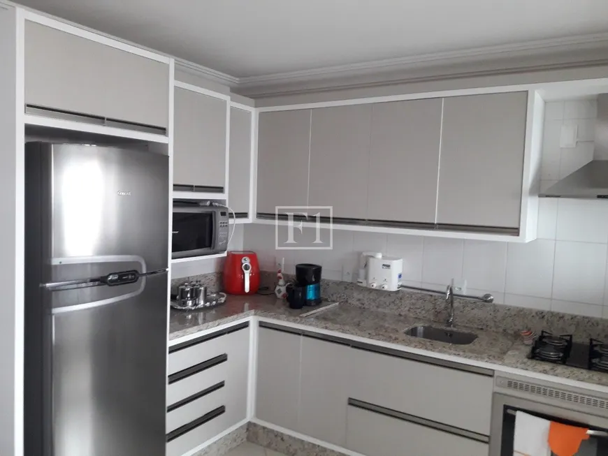 Foto 1 de Apartamento com 2 Quartos à venda, 74m² em Estreito, Florianópolis
