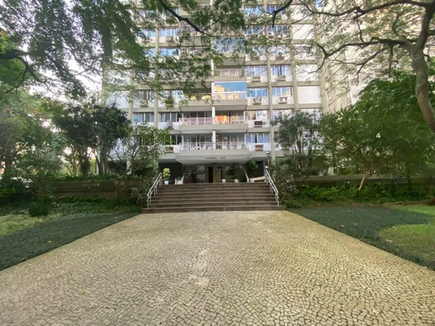 Foto 1 de Apartamento com 4 Quartos à venda, 130m² em Leblon, Rio de Janeiro