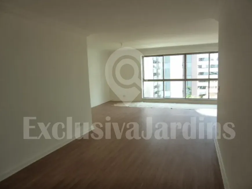 Foto 1 de Apartamento com 3 Quartos para venda ou aluguel, 136m² em Jardim Paulista, São Paulo