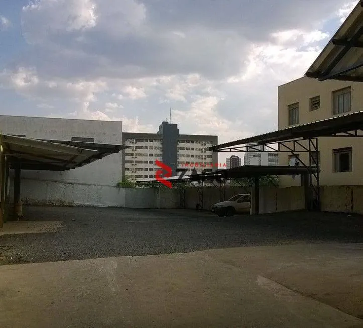 Foto 1 de Galpão/Depósito/Armazém à venda, 344m² em Centro, Uberaba