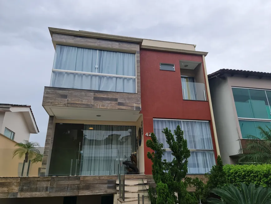 Foto 1 de Casa com 4 Quartos à venda, 395m² em Flores, Manaus