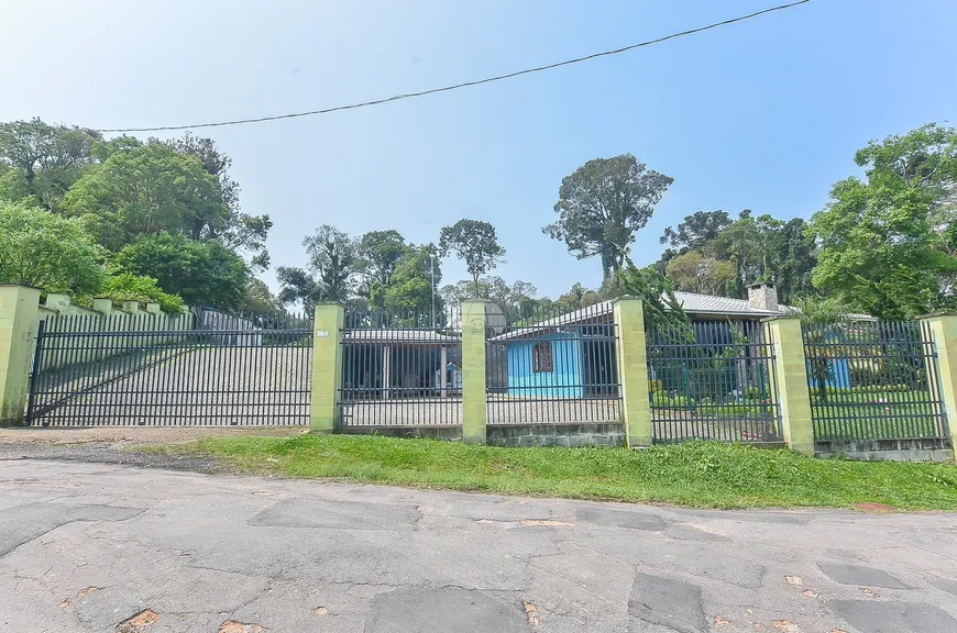 Foto 1 de Fazenda/Sítio com 3 Quartos à venda, 130m² em Colônia Murici, São José dos Pinhais