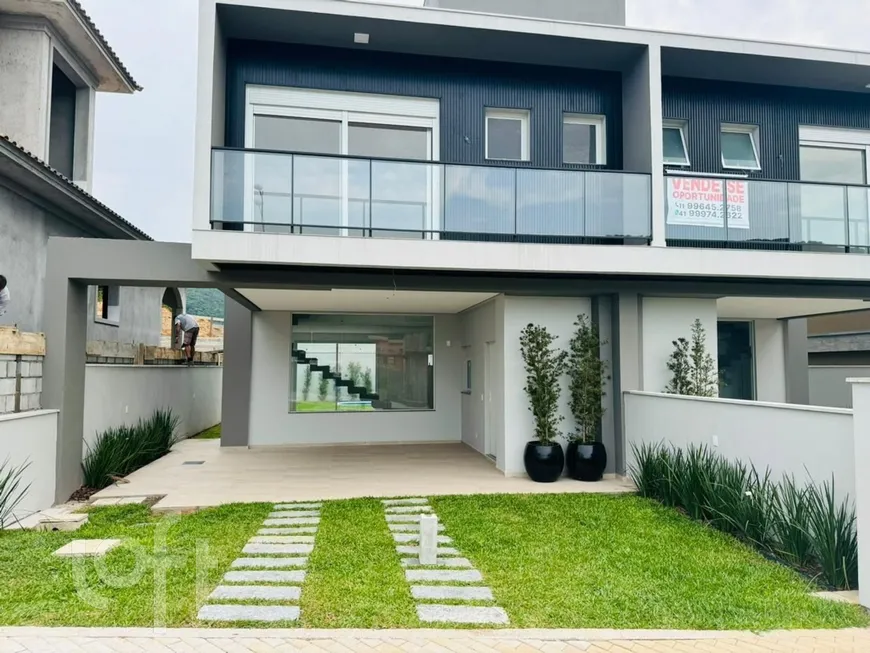 Foto 1 de Casa com 3 Quartos à venda, 195m² em Rio Tavares, Florianópolis