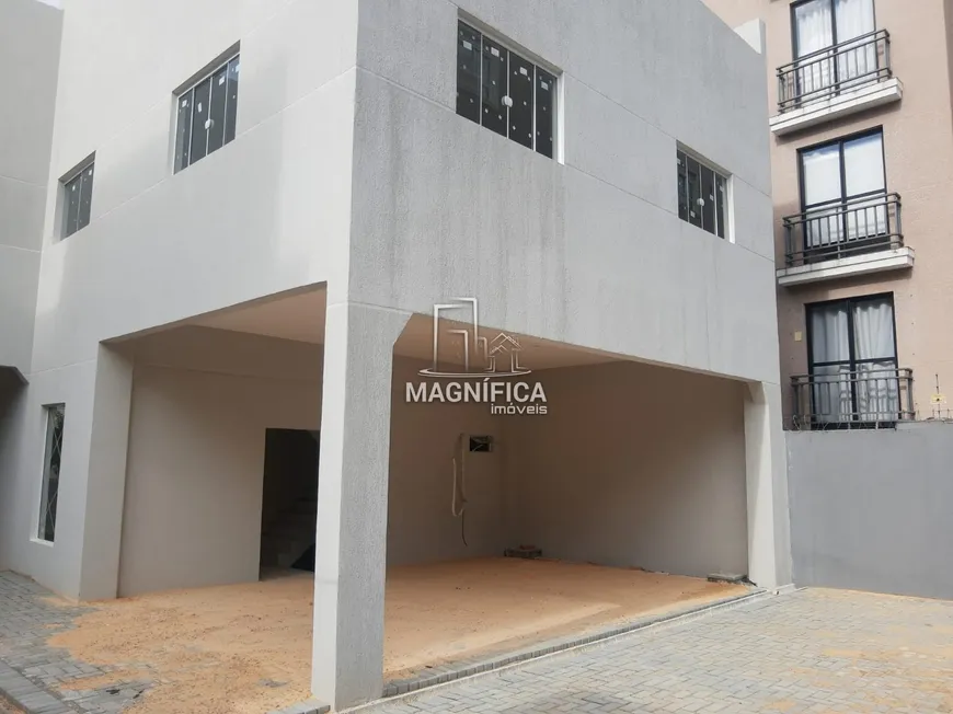 Foto 1 de Casa com 4 Quartos para alugar, 280m² em Água Verde, Curitiba