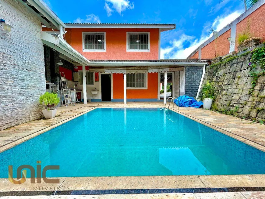 Foto 1 de Casa de Condomínio com 3 Quartos à venda, 99m² em Granja Guarani, Teresópolis