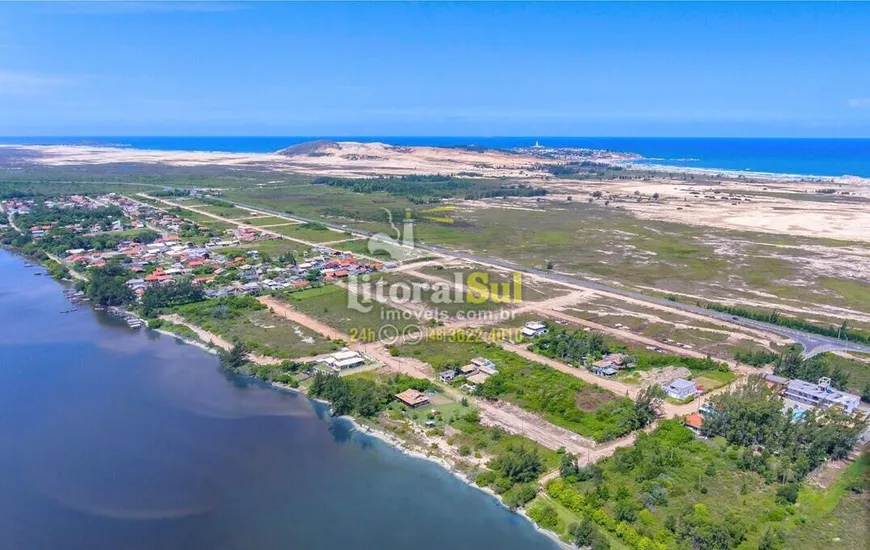 Foto 1 de Lote/Terreno à venda, 372m² em Farol de Santa Marta, Laguna