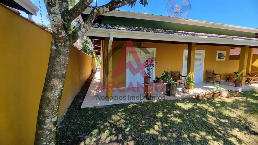 Foto 1 de Casa de Condomínio com 4 Quartos para alugar, 200m² em Horto Florestal, Ubatuba