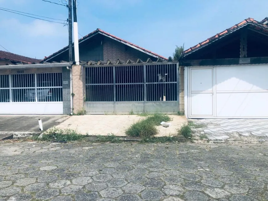 Foto 1 de Casa com 2 Quartos para alugar, 70m² em Mirim, Praia Grande