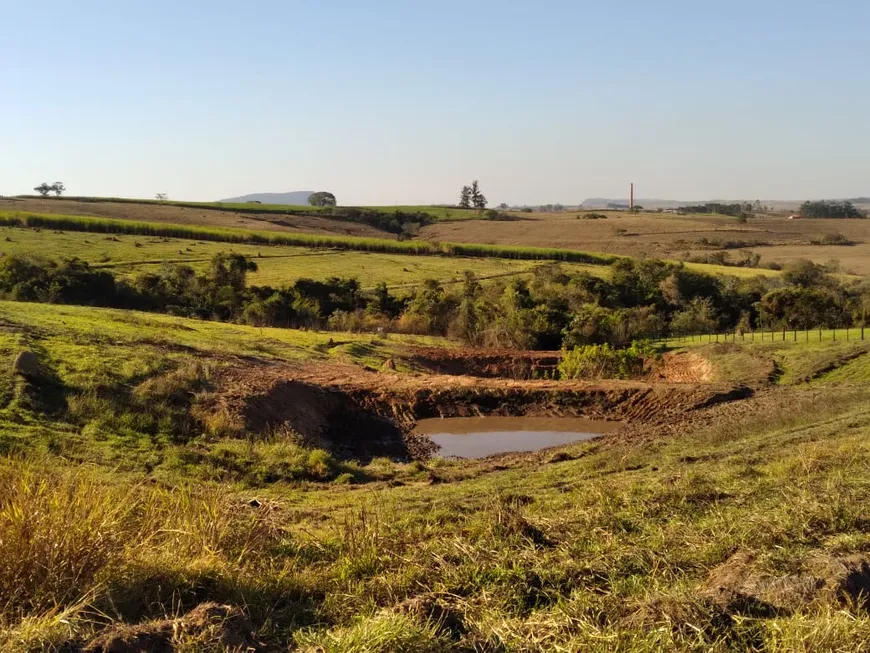 Foto 1 de Fazenda/Sítio à venda, 42800m² em Laras, Laranjal Paulista