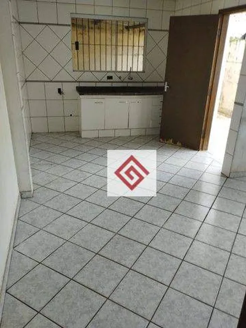 Foto 1 de Sobrado com 3 Quartos à venda, 130m² em Jardim Ocara, Santo André