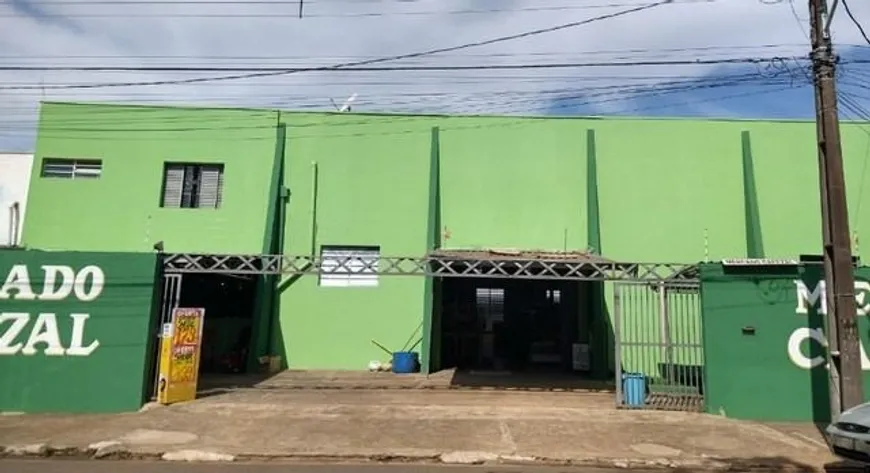 Foto 1 de Galpão/Depósito/Armazém à venda, 850m² em Jardim Acapulco, Londrina