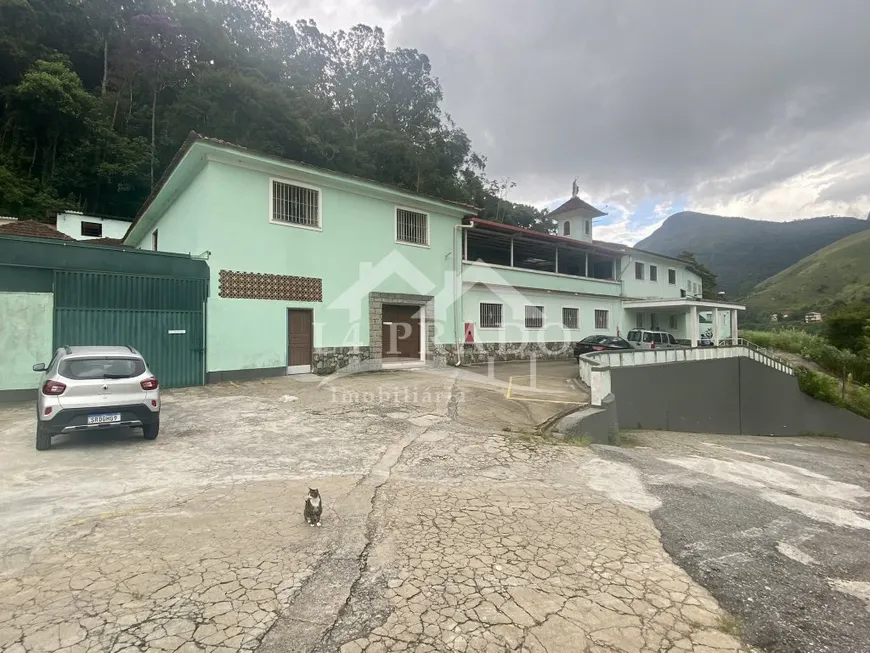 Foto 1 de Ponto Comercial com 40 Quartos para alugar, 3300m² em Roseiral, Petrópolis