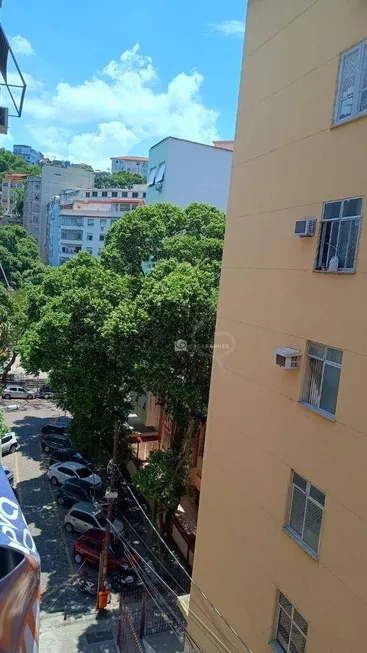Foto 1 de Apartamento com 2 Quartos à venda, 72m² em Centro, Rio de Janeiro
