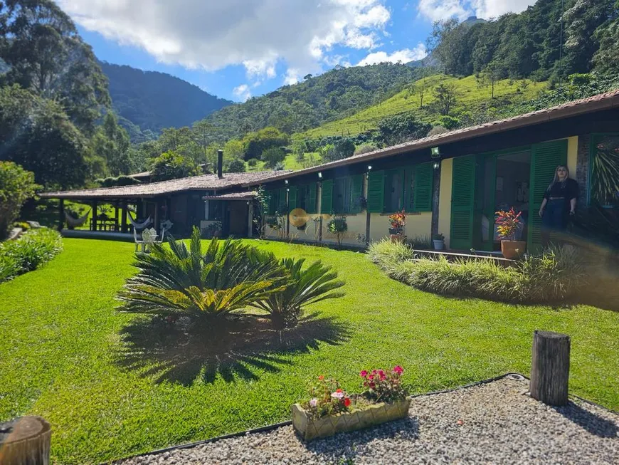 Foto 1 de Casa com 6 Quartos à venda, 929000m² em Vargem Grande, Teresópolis