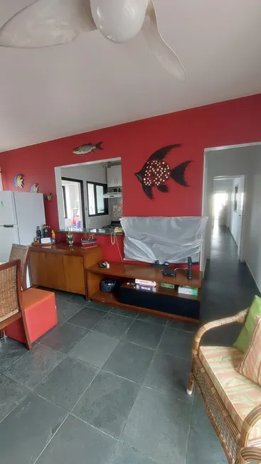 Foto 1 de Apartamento com 3 Quartos para alugar, 95m² em Jardim Las Palmas, Guarujá