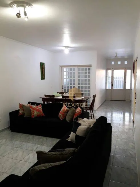Foto 1 de Casa com 3 Quartos à venda, 231m² em Parque Beatriz, Campinas