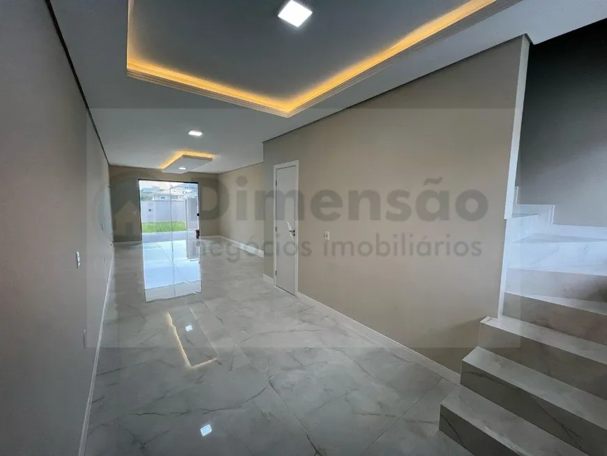 Foto 1 de Sobrado com 3 Quartos à venda, 117m² em Cachoeira do Bom Jesus, Florianópolis