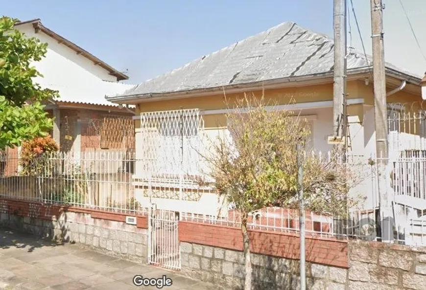 Foto 1 de Casa com 4 Quartos à venda, 129m² em Partenon, Porto Alegre